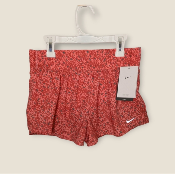 Nike Pants - Nike Dri-FIT One 3” Mid-Rise Training Shorts Desert Coral Print Small NWT